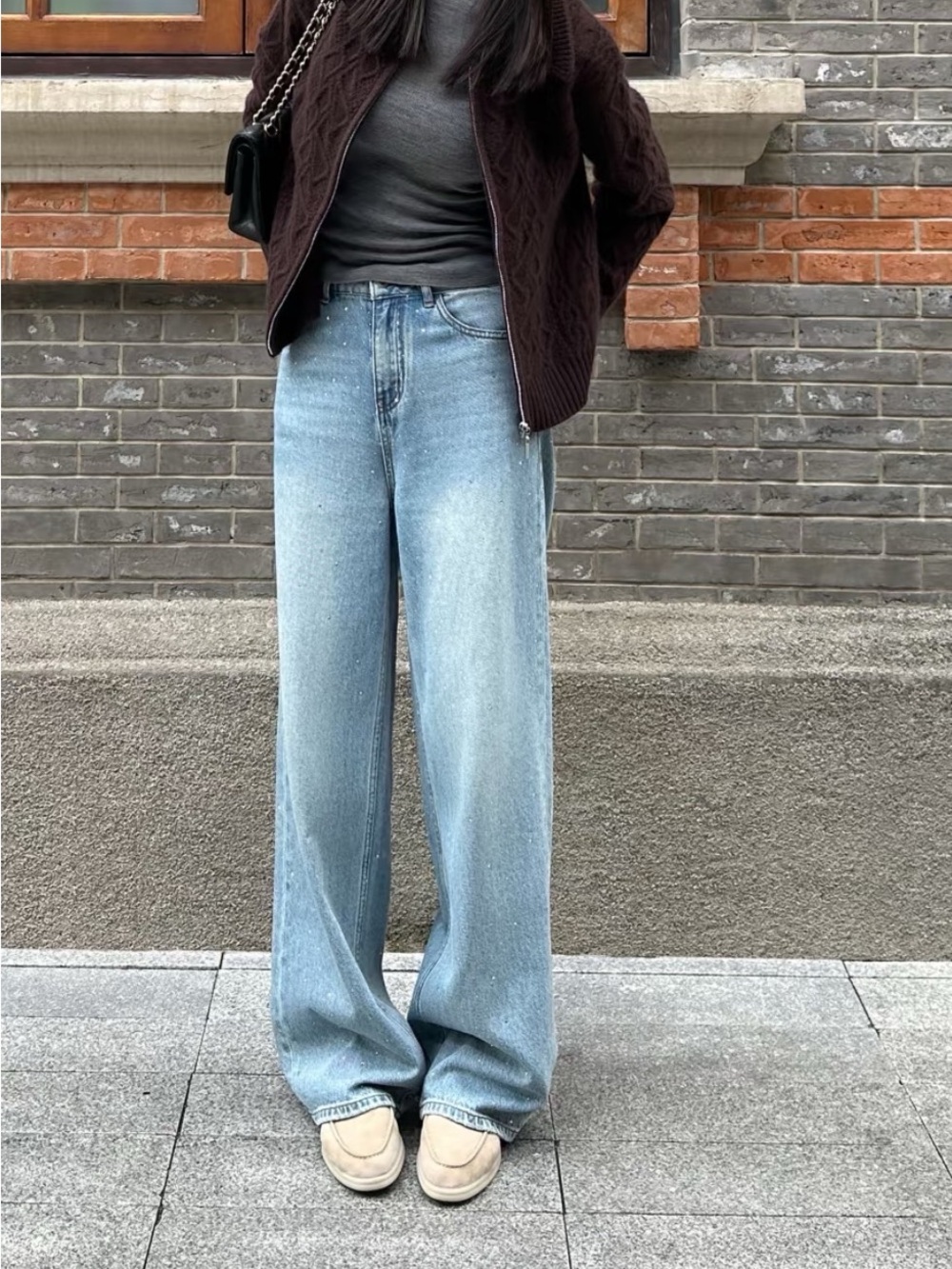 Wide-Leg Light Blue Women’s Jeans